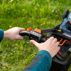 Senix - 2x2 36V Brushless 46cm (18") Self-propelled Lawnmower Kit | LSSX2-H-EU