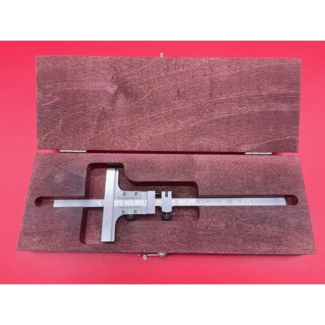 Starrett - Vernier Depth Gage 0-6in/150mm .001in/0.02mm Grad (1) Blade Case | 448MEZ-6