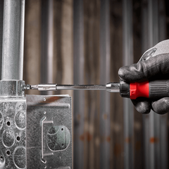 Milwaukee - 14-in-1 Ratcheting Multi-Bit Screwdriver | 48222903