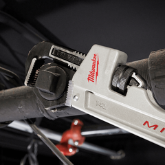 Milwaukee - Aluminum Pipe Wrench Power Length Handle (14") | 48227215