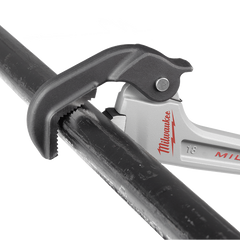 Milwaukee - Aluminium Self Adjusting Pipe Wrench 457m (18") | 48227418