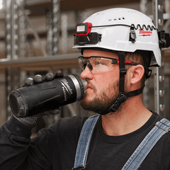 Milwaukee - PACKOUT Bottle 532ml (18oz) Chug Lid Black | 48228382B