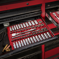 Milwaukee - 1/4" Drive 50pc Ratchet & Socket Set SAE & Metric | 48229004