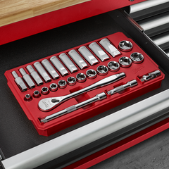 Milwaukee - 3/8" Drive 28pc Ratchet & Socket Set SAE | 48229408