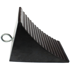 Red Cat - Wheel Chock Large + Eye Bolt 225 mm | REWHEELCHOCKMLRC