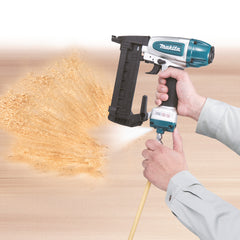 Makita - Pneumatic 18Ga Narrow Crown Stapler | AT638A