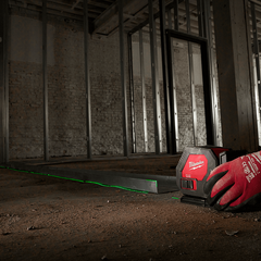 Milwaukee - Green Cross Line Laser (Case) | CLLC