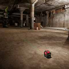 Milwaukee - Green Cross Line Laser (Case) | CLLC