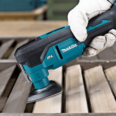 Makita - 18V Brushless Multi-Tool with Accessory Kit | DTM53ZX1