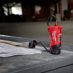 Milwaukee - M12 Compact Charger & Power Source | M12TC-0