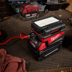 Milwaukee - M18 Compact Battery Light W/ USB Charging (Tool Only) | M18CBL0