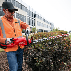 Milwaukee - M18 FUEL 30" (762 mm) Hedge Trimmer (Tool Only) | M18FHT300