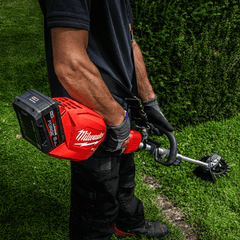 Milwaukee - M18 FUEL™ QUIK-LOK™ Outdoor Power Head Power Pack 3A2 | M18FOPHPP3A2802F