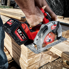 Milwaukee - M18 REDLITHIUM HIGH OUTPUT 12.0Ah Dual Bay Starter Pack | M18HOSPD122B