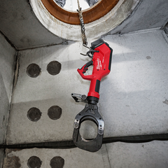 Milwaukee - M18 FORCE LOGIC 125mm (5") Underground Cable Cutter W/ Wireless Remote (Tool Only) | M18HCC125R0C