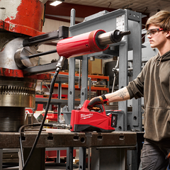 Milwaukee - M18 Mini Hydraulic Pump (Tool Only) | M18HMP7000