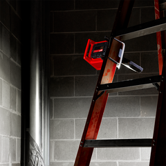 Milwaukee - M18 Pivoting Area Light (Tool Only) | M18PAL-0