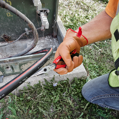 Milwaukee - USA Made Comfort Grip 8" Long Nose Pliers | MT555