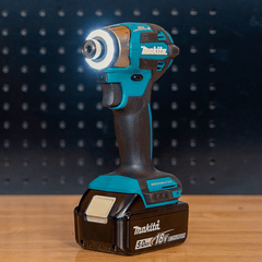 Makita - 18V Brushless 4-Stage Impact Driver Kit | DTD173RTJ