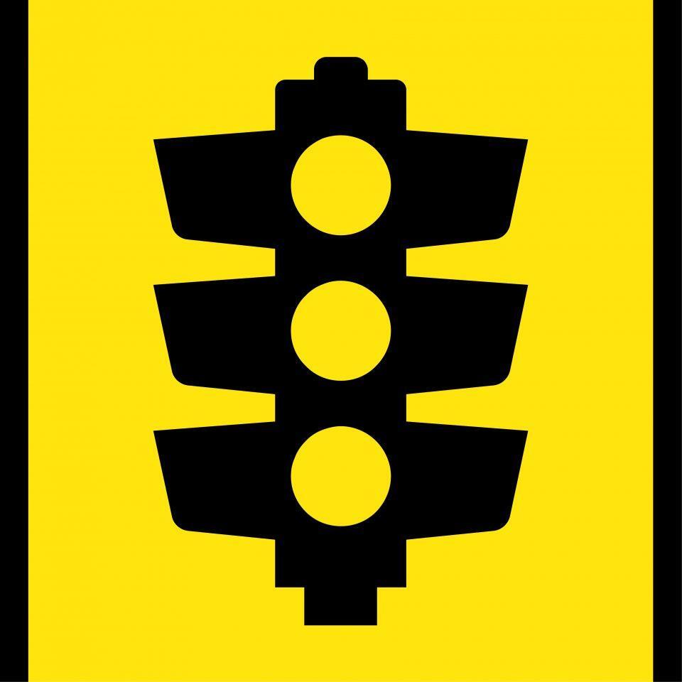 Uniform Safety Signs - 600x600mm - Corflute - Class 1 - Traffic Signals | T9-77