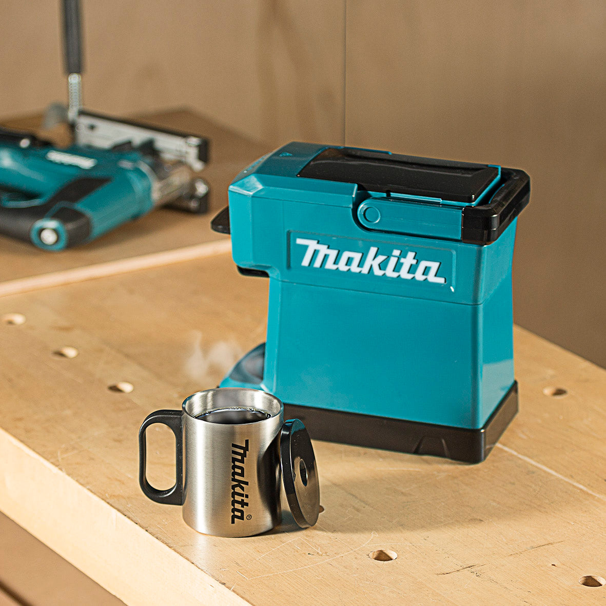 Makita DCM501Z - view 3