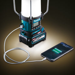 Makita - 40V Max Digital Bluetooth Lantern Radio - Tool Only | MR009GZ