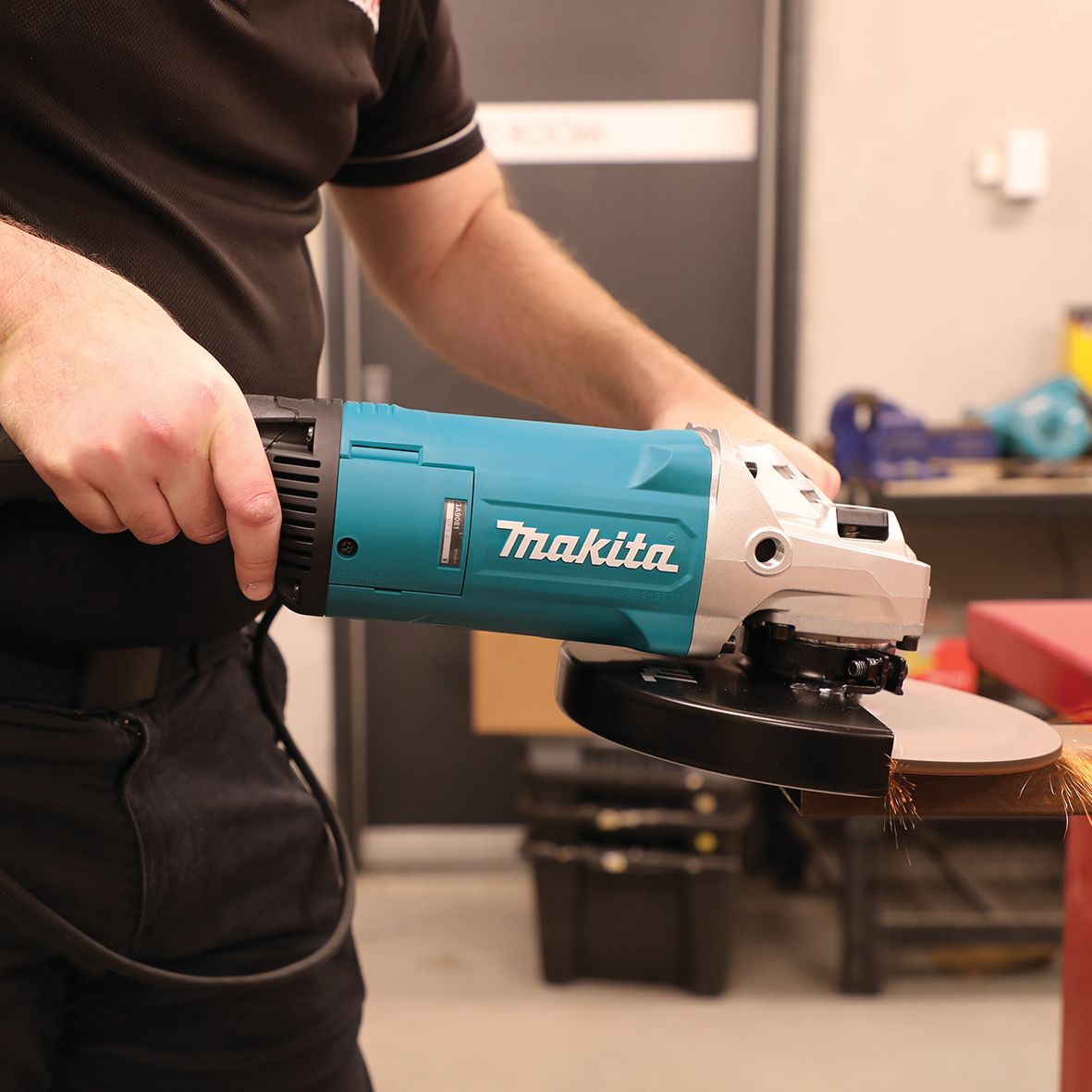 Makita GA9081FX1 - view 4